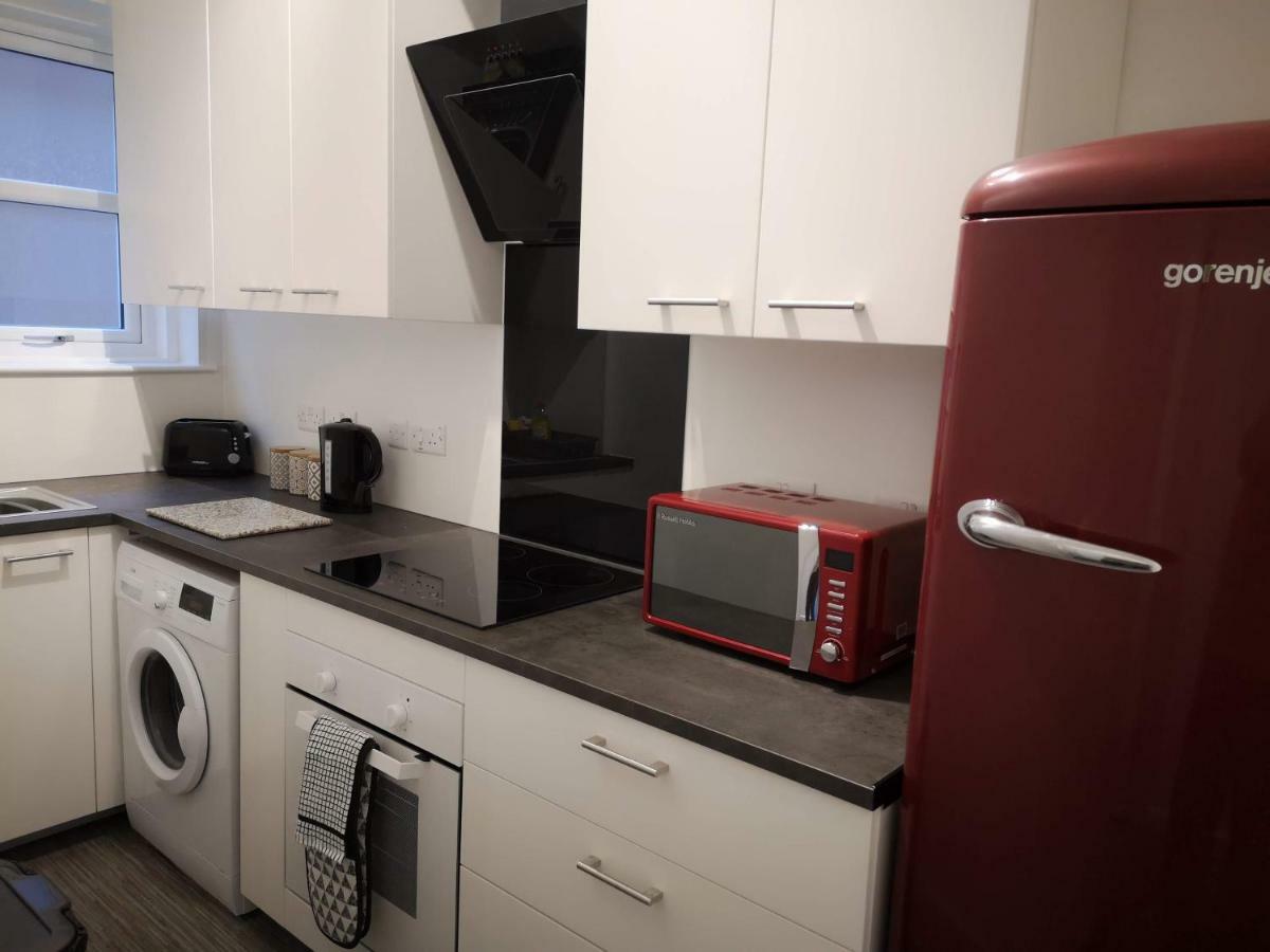 2 Bedroom Apartment At Kent Escapes Short Lets & Serviced Accommodation Kent, Bouverie Escape Folkestone With Wifi Экстерьер фото